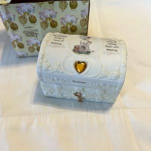 Precious moments November hopechest